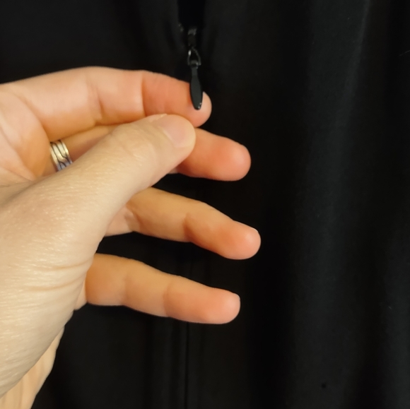 👗 Le Chateau small black skeleton decorated dress - Picture 3 of 9